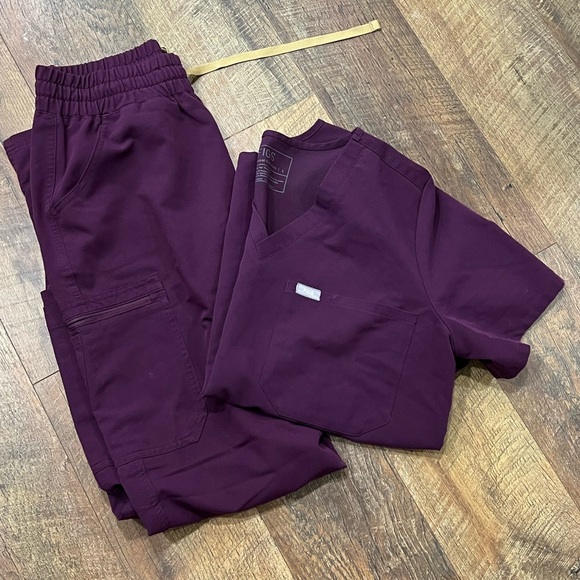 Figs Tops - Figs Deep Purple set